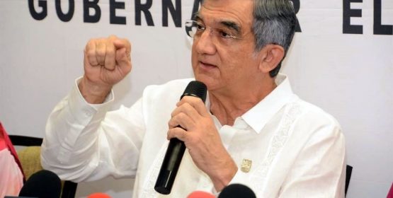 Gobernador electo de Tamaulipas asegura que Cabeza de Vaca giró orden de aprehensión en su contra