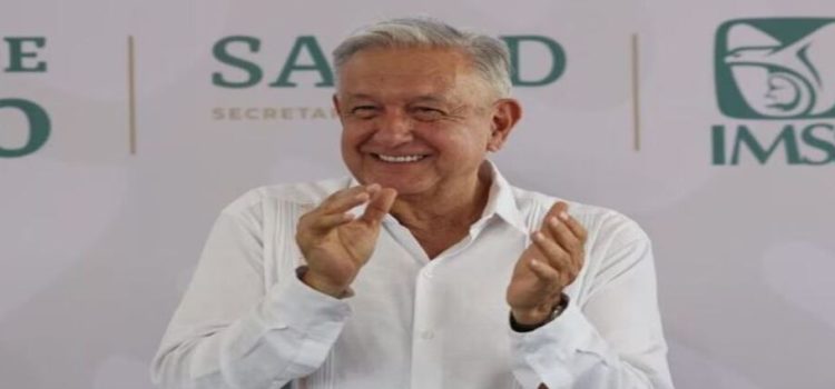 AMLO fustiga el antiguo sistema de seguridad social