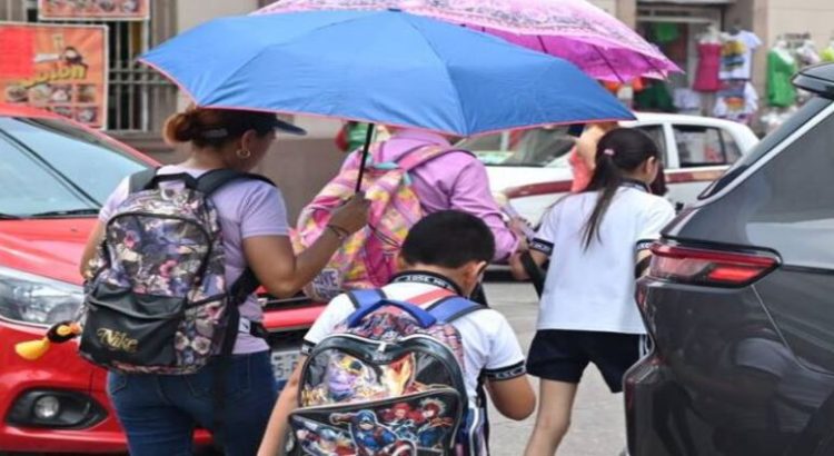 Anuncia suspensión de clases por onda de calor