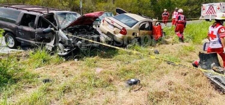 Lamentable choque deja de saldo un bebé y adulto y 8 heridos