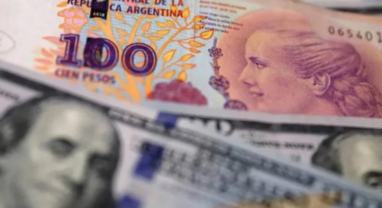 Se desploma el peso argentino