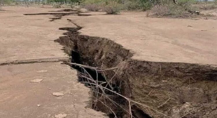 3 km de grietas causan temor en pueblo mágico de Tamaulipas